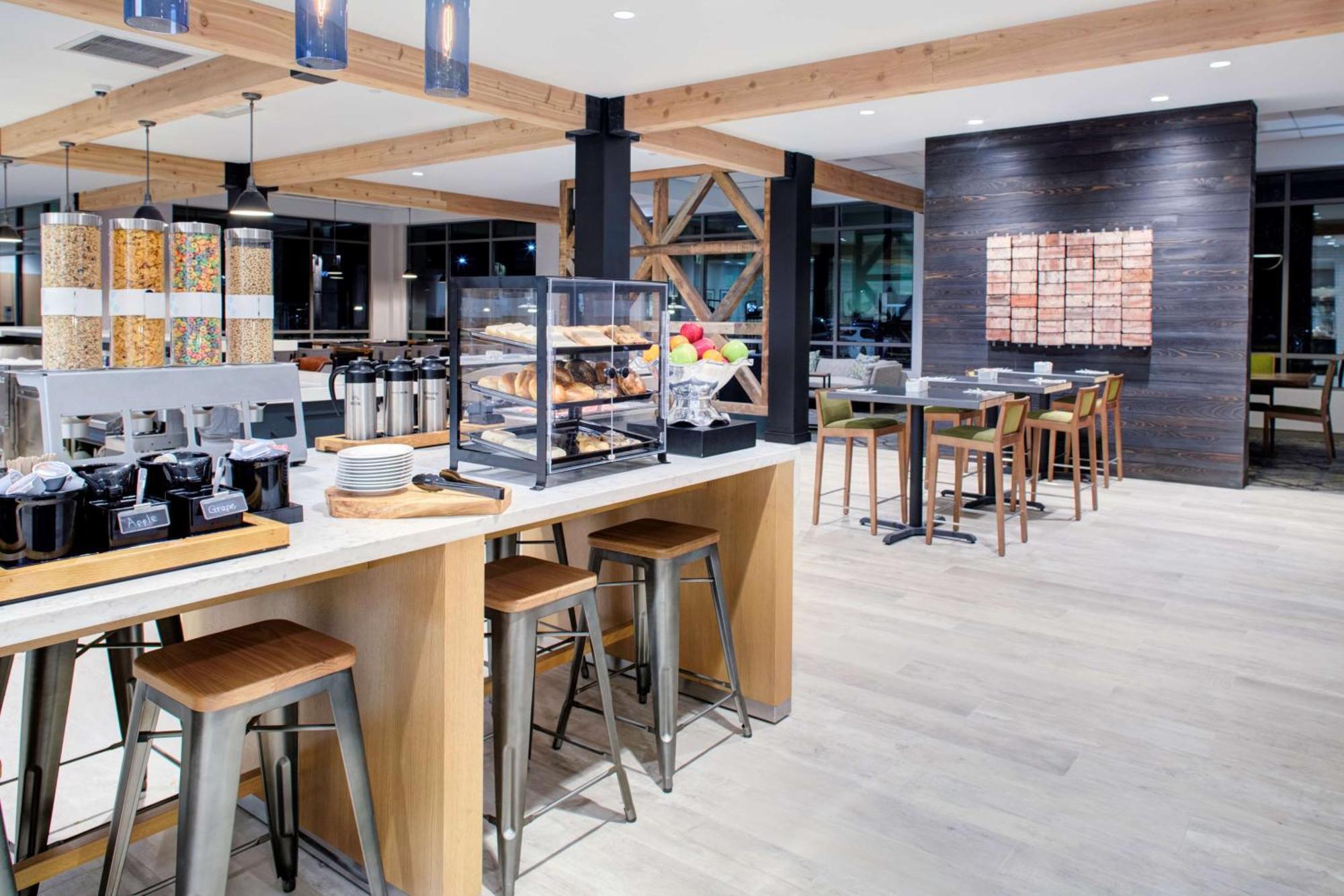 Hilton Garden Inn Джексон Экстерьер фото